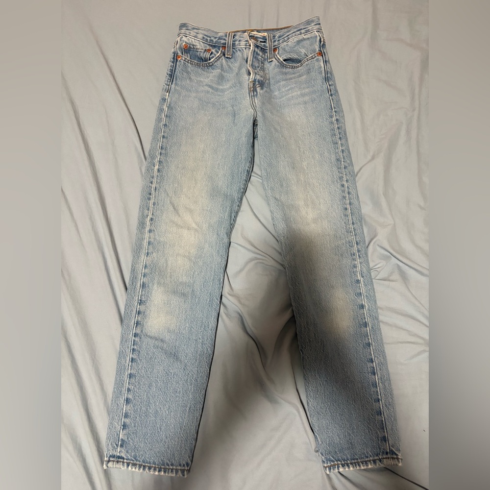 Levi’s wedgie Light Blue Denim Jeans size 25